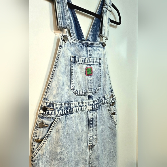 EMPYRE SUZIE LIGHT WASH DENIM OVERALLS - Picture 9 of 14